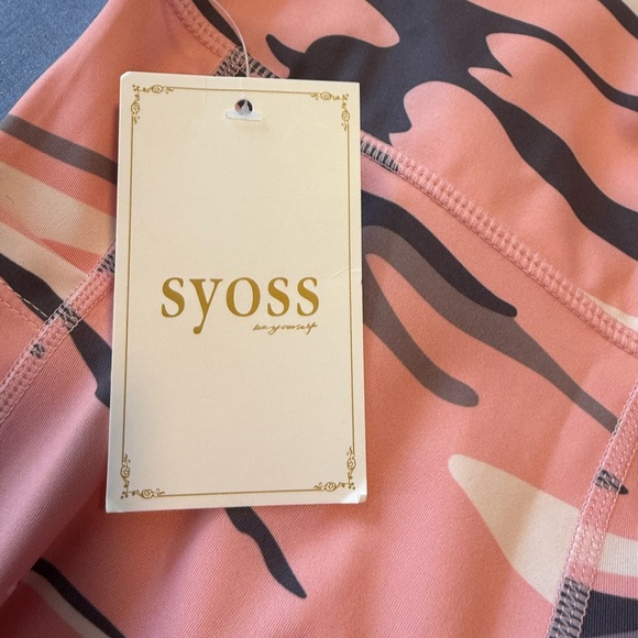 NWT Syoss Pink and Gray Full-Length Leggings with Vibrant Pattern - Picture 6 of 6